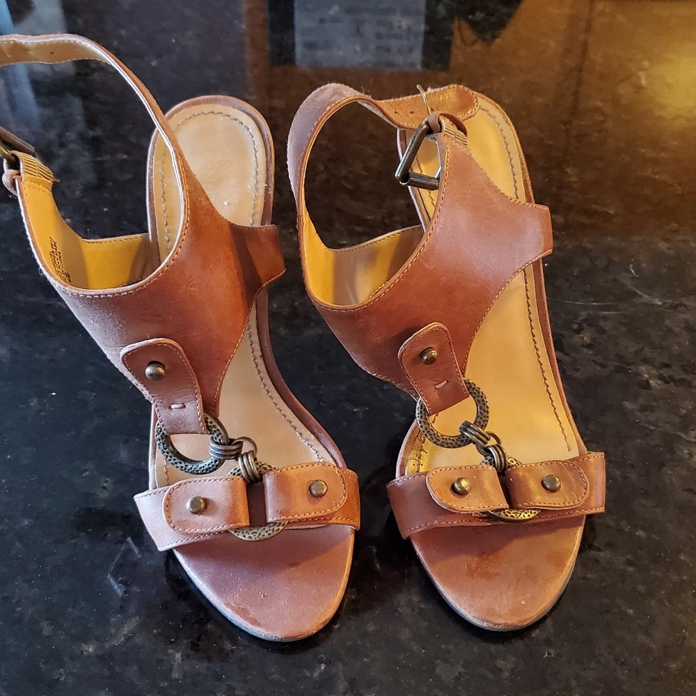 Strappy sandals